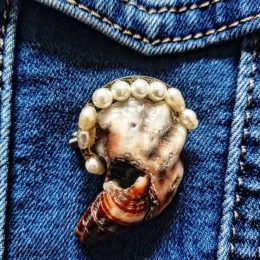 Mermaid's Kiss Brooch